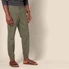 Amazon Essentials Men’s Straight-Fit Chino Jogger Pants with Elastic Waist and Pockets(Olive)