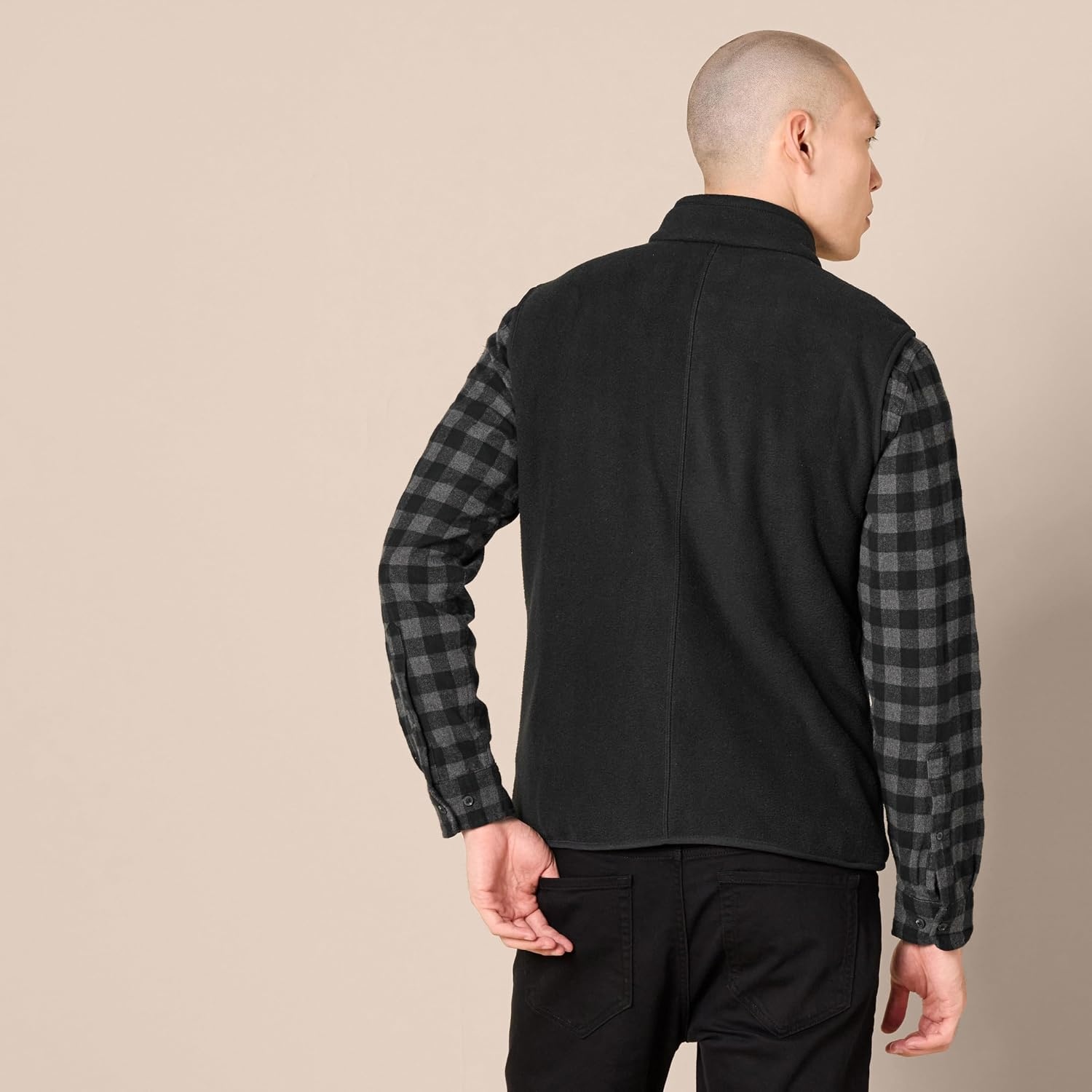 image:imageAmazon Essentials Mens FullZip Polar Fleece Insulated Vest Available in Big amp TallBlack