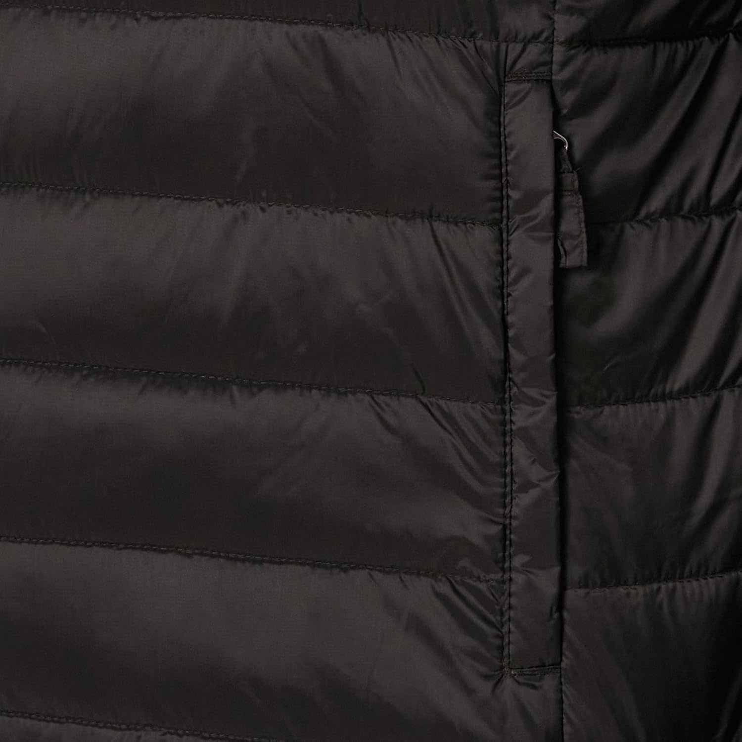 image:imageAmazon Essentials Mens Lightweight WaterResistant Packable Hooded Puffer JacketBlack