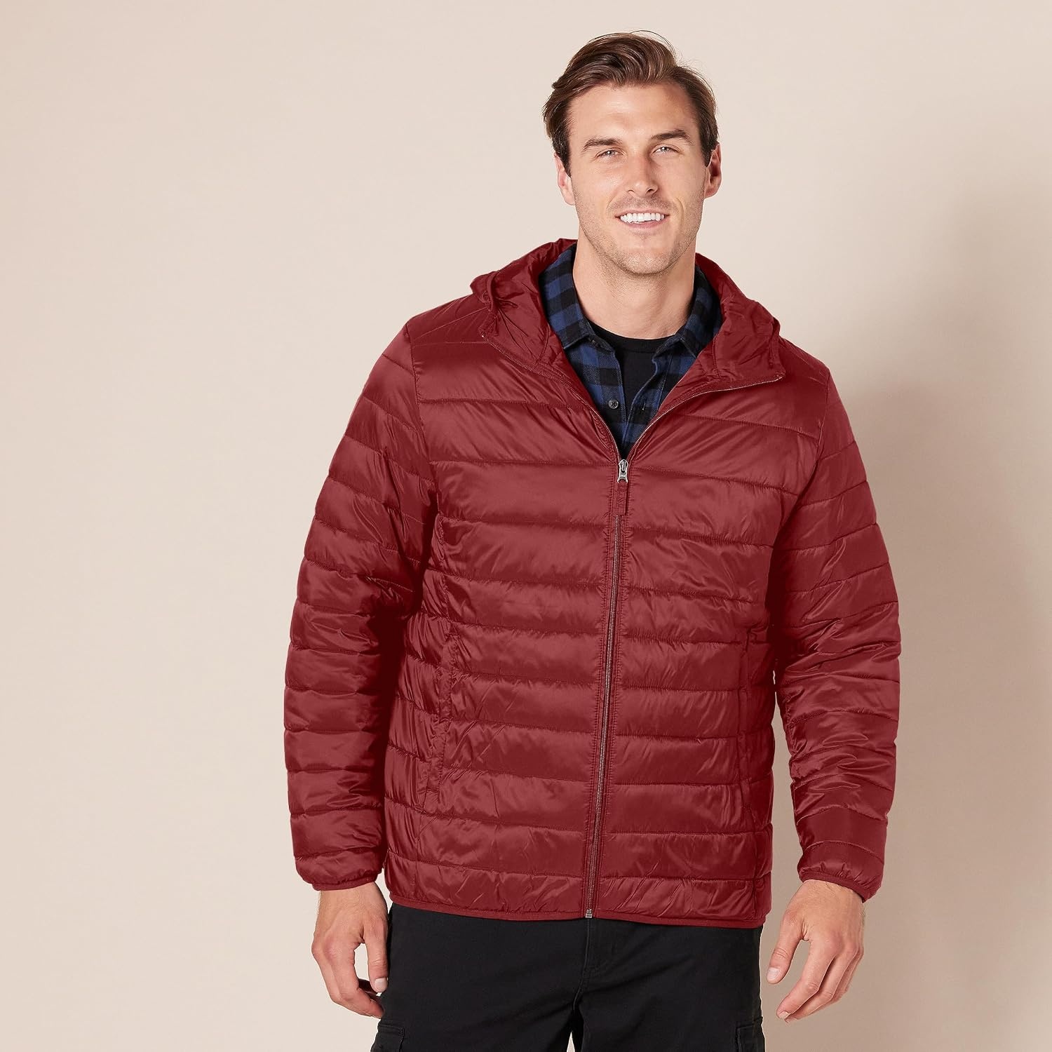 image:imageAmazon Essentials Mens Lightweight WaterResistant Packable Hooded Puffer JacketDark Red