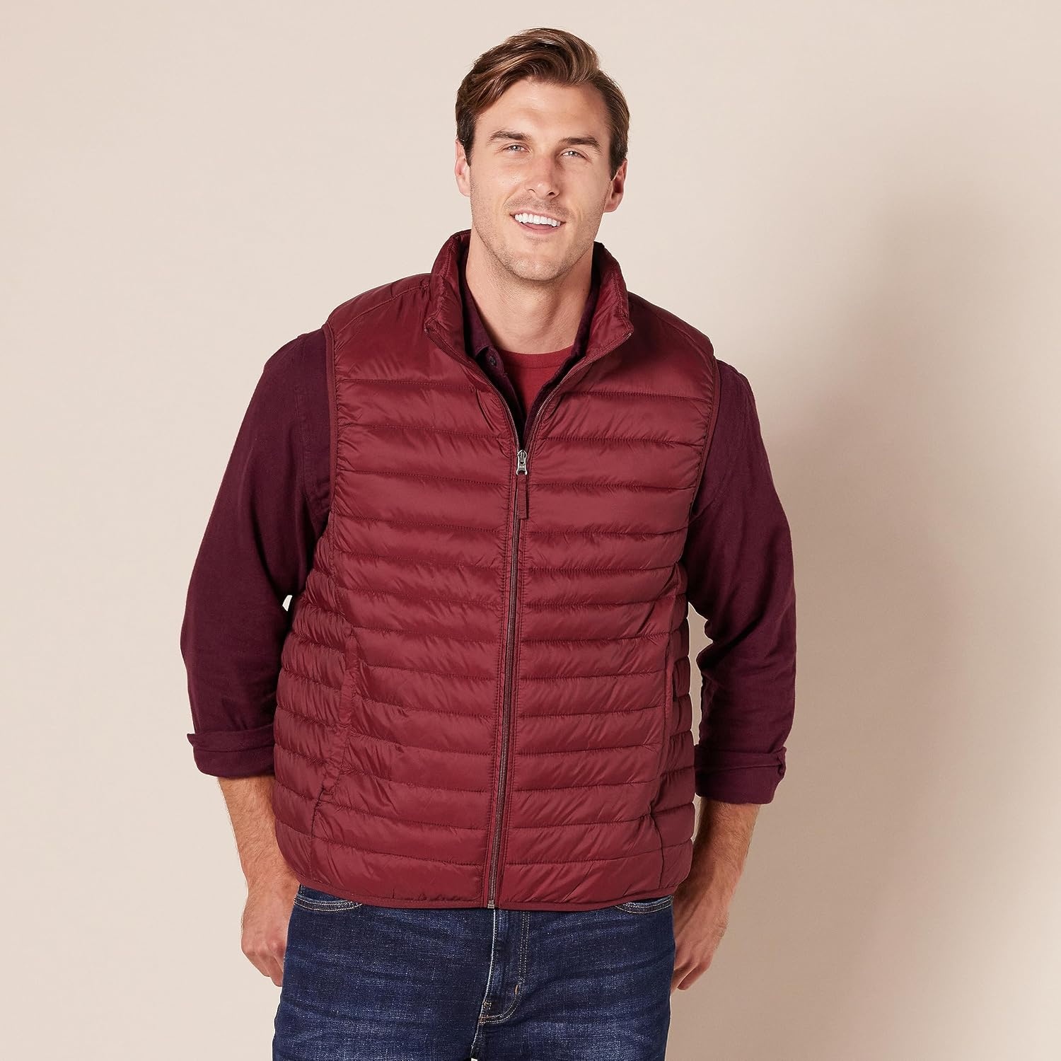 image:imageAmazon Essentials Mens Lightweight WaterResistant Packable Puffer VestDark Red