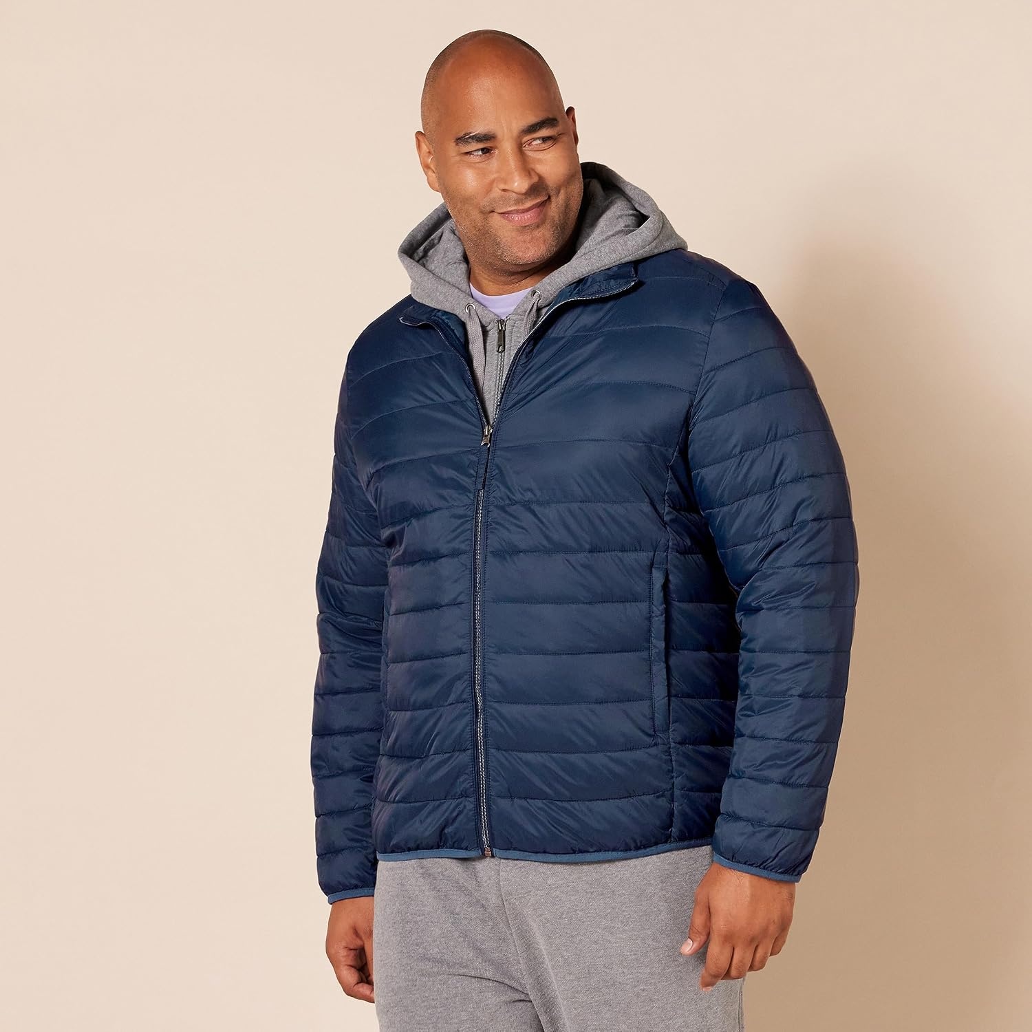 image:imageAmazon Essentials Mens Packable Lightweight WaterResistant Puffer Jacket Available in Big amp TallNavy
