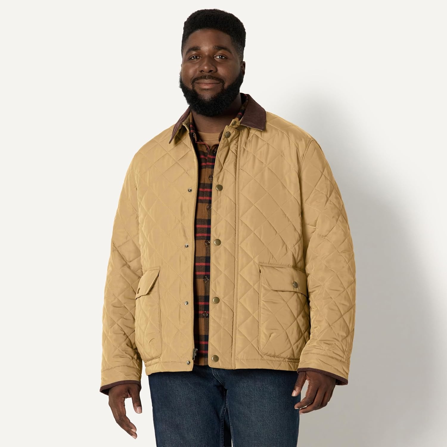 image:imageAmazon Essentials Mens Relaxed Fit Quilted Midweight JacketTan