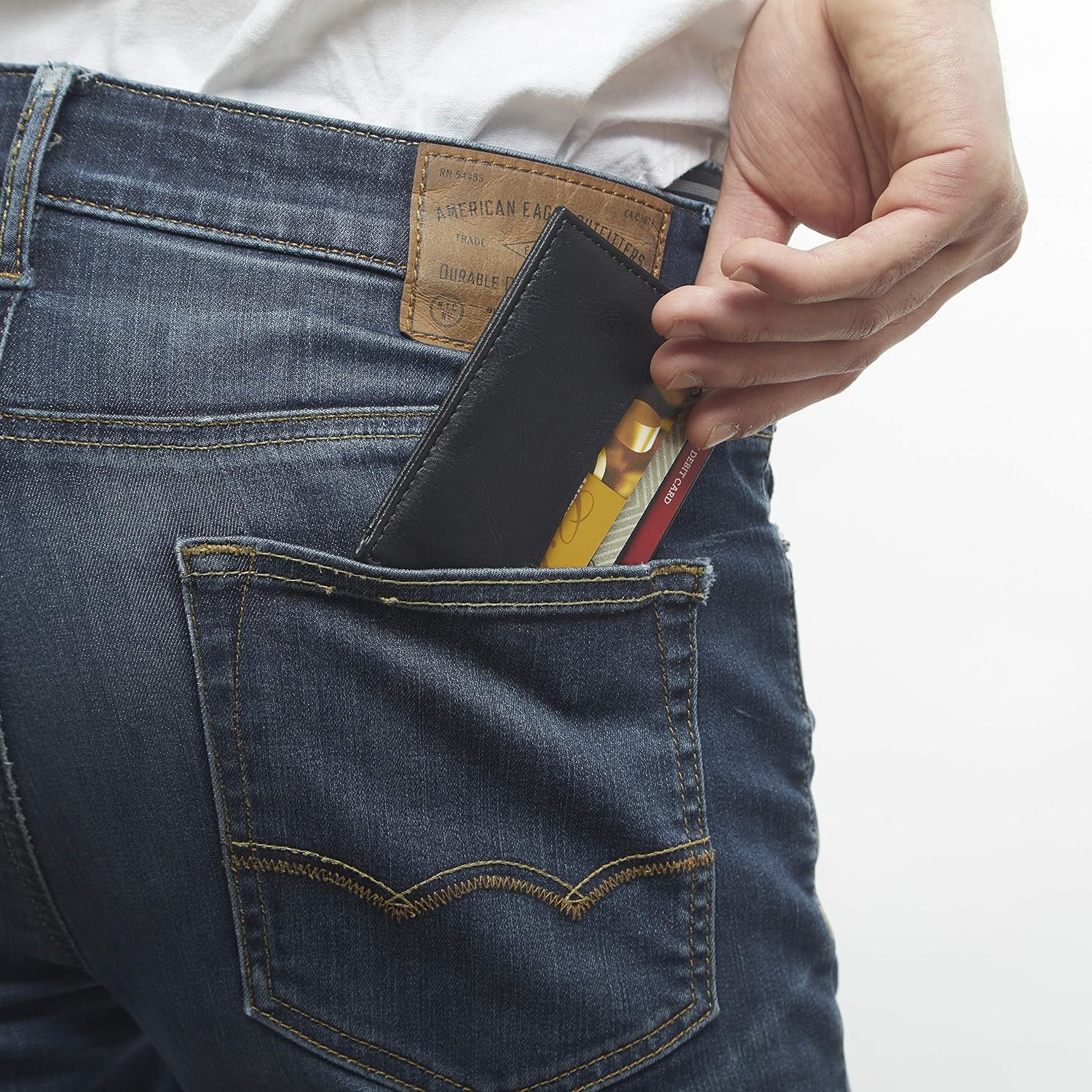 image:imageAmazon Essentials Mens Slim Card Carrier WalletBlack