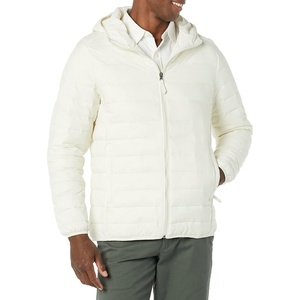 Amazon Essentials Men’s Lightweight Water-Resistant Packable Hooded Puffer Jacket(Light Beige)