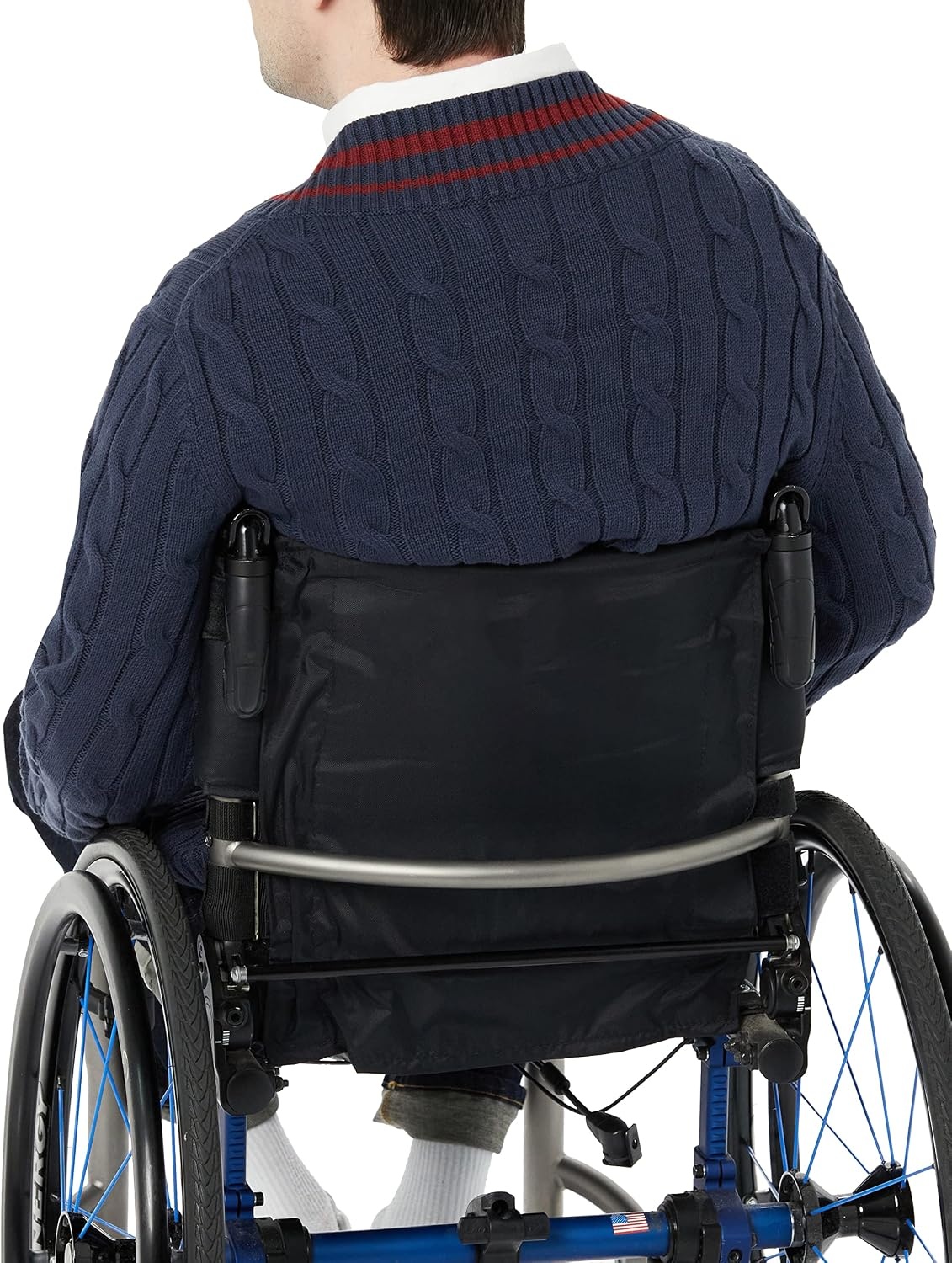 image:imageAmazon Essentials Mens Cable Knit VNeck SweaterDark Navy