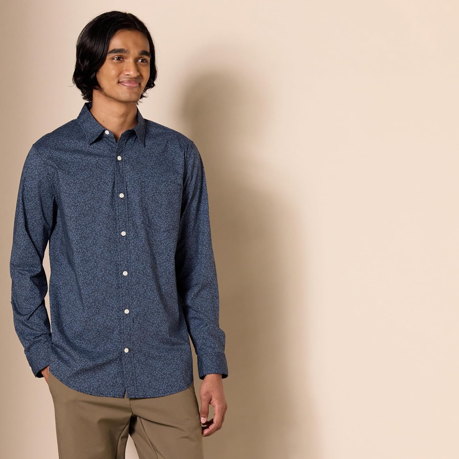 image:imageAmazon Essentials Mens LongSleeve RegularFit Stretch Poplin ShirtNavy Tonal Floral Print