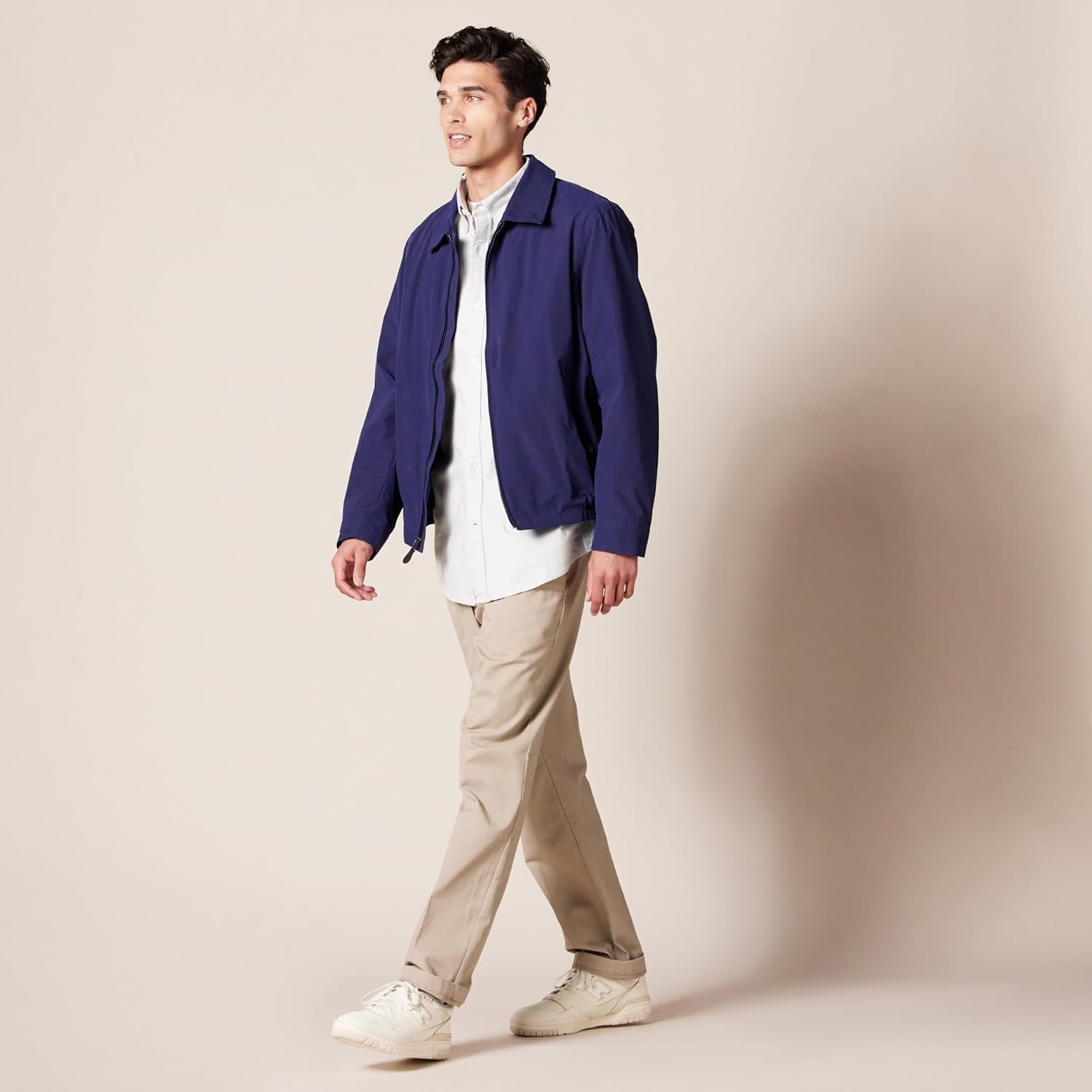 image:imageAmazon Essentials Mens Oxford Shirt SlimFit Stretch LongSleeve Button UpLight Grey