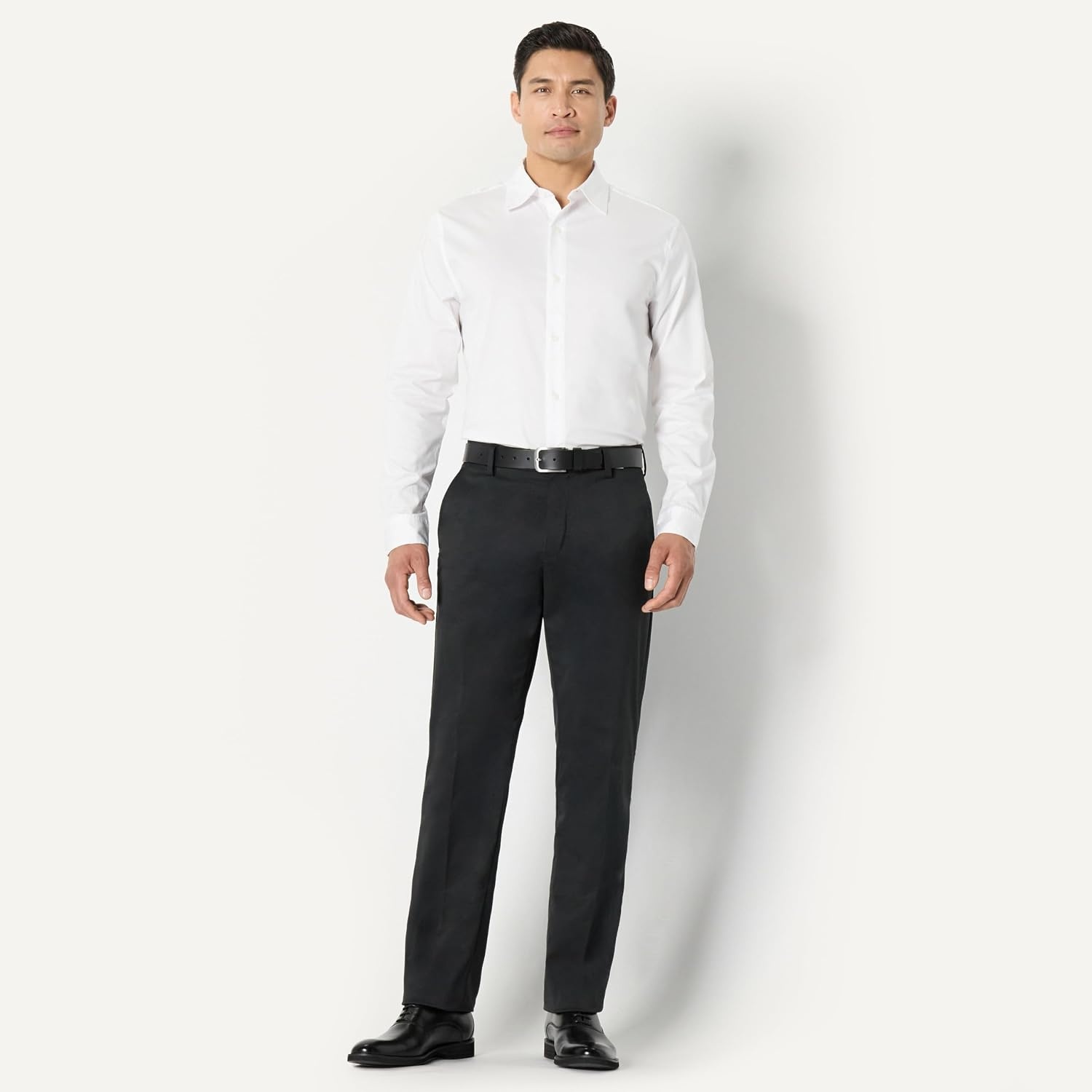 image:imageAmazon Essentials Mens Regular Fit Long Sleeve Wrinkle Resistant Stretch Dress ShirtWhite