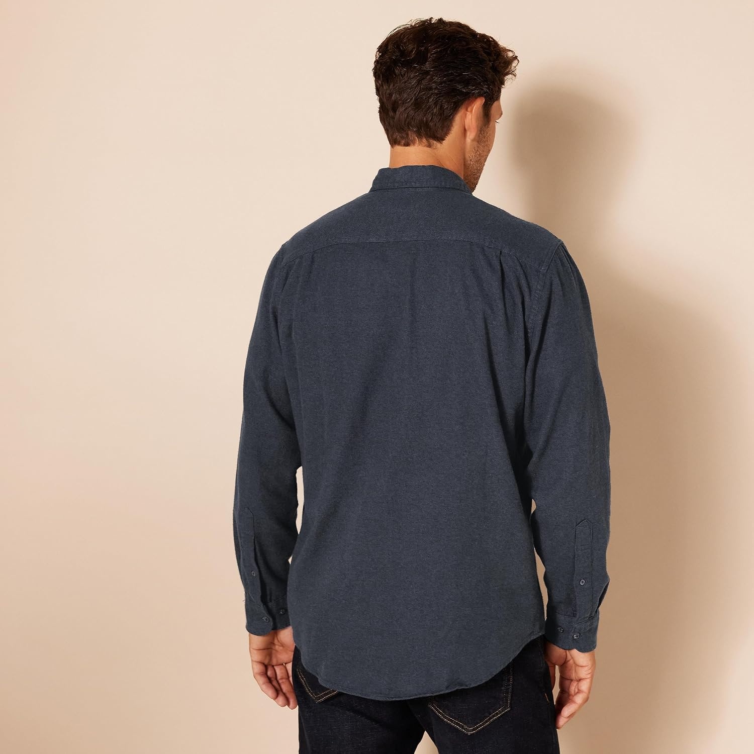 image:imageAmazon Essentials Mens Regular Fit LongSleeve Flannel Shirt Soft Brushed Cotton Lightweight yet WarmBlack