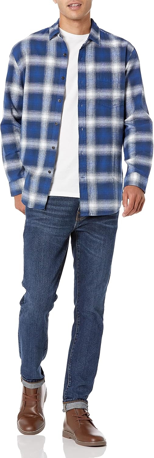 image:imageAmazon Essentials Mens Regular Fit LongSleeve Flannel Shirt Soft Brushed Cotton Lightweight yet WarmBlue White Large Plaid