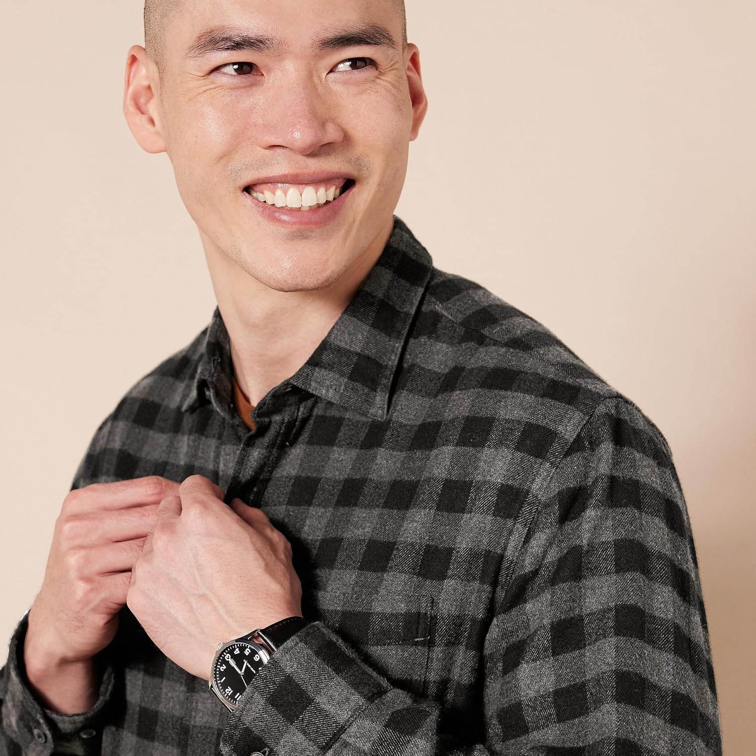 image:imageAmazon Essentials Mens Regular Fit LongSleeve Flannel Shirt Soft Brushed Cotton Lightweight yet WarmCharcoal Buffalo Plaid
