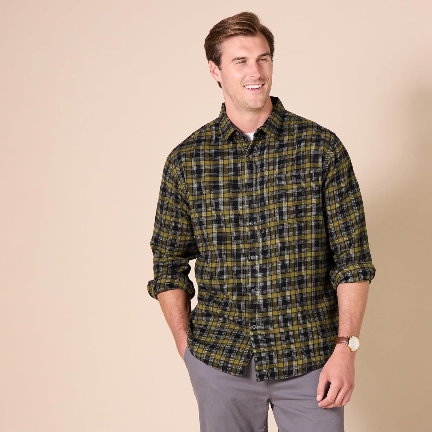 image:imageAmazon Essentials Mens Regular Fit LongSleeve Flannel Shirt Soft Brushed Cotton Lightweight yet WarmOlive