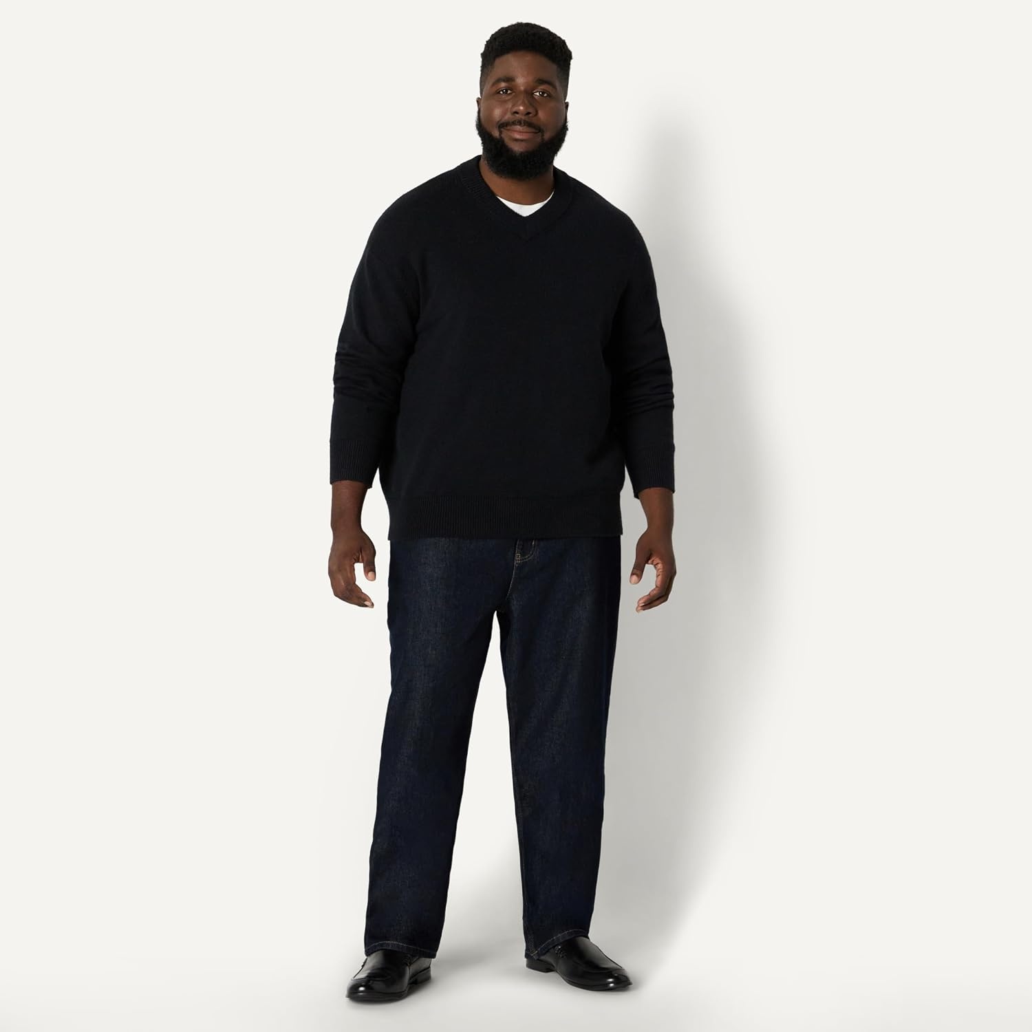 image:imageAmazon Essentials Mens RegularFit Cotton Blend VNeck SweaterBlack