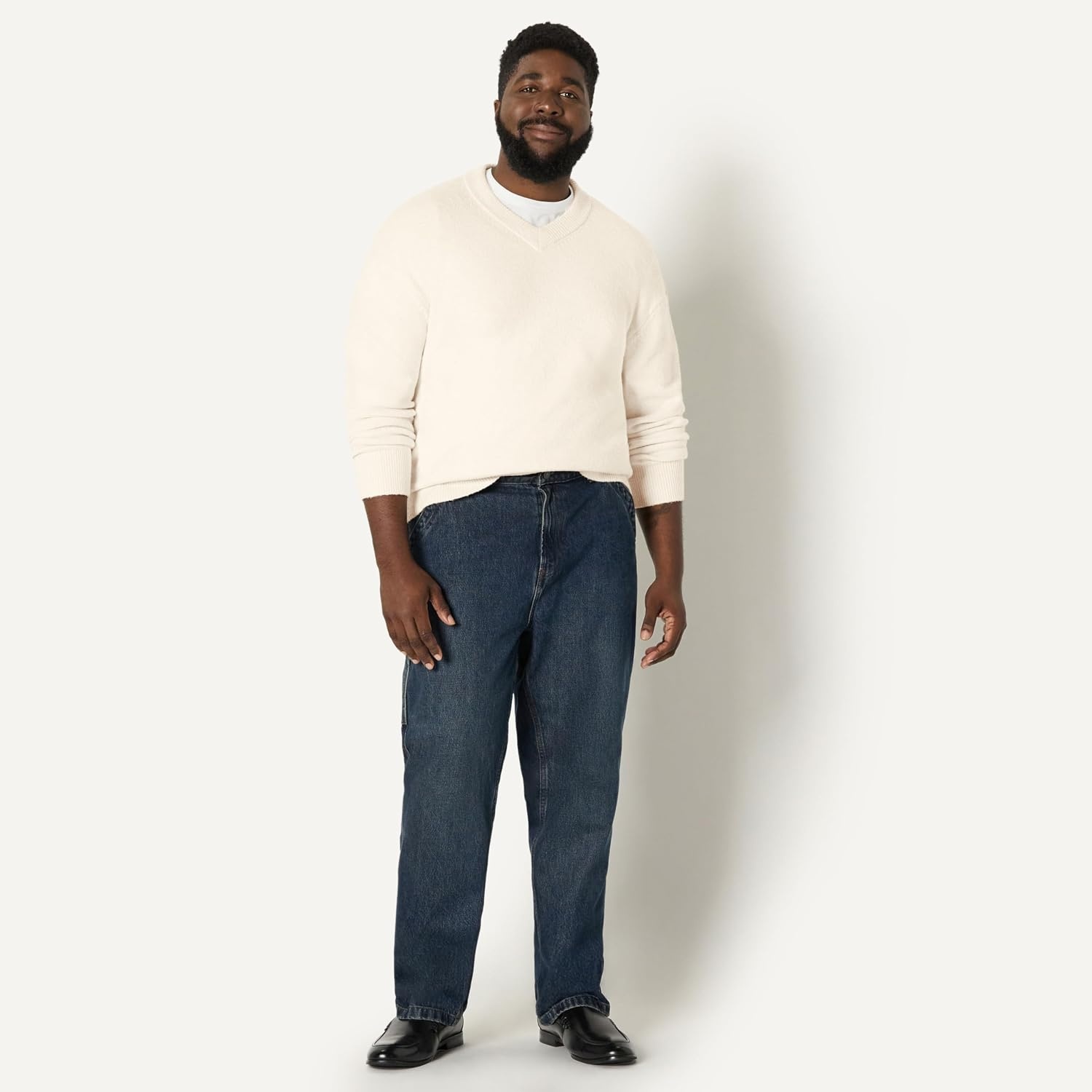 image:imageAmazon Essentials Mens RegularFit Cotton Blend VNeck SweaterOatmeal Heather