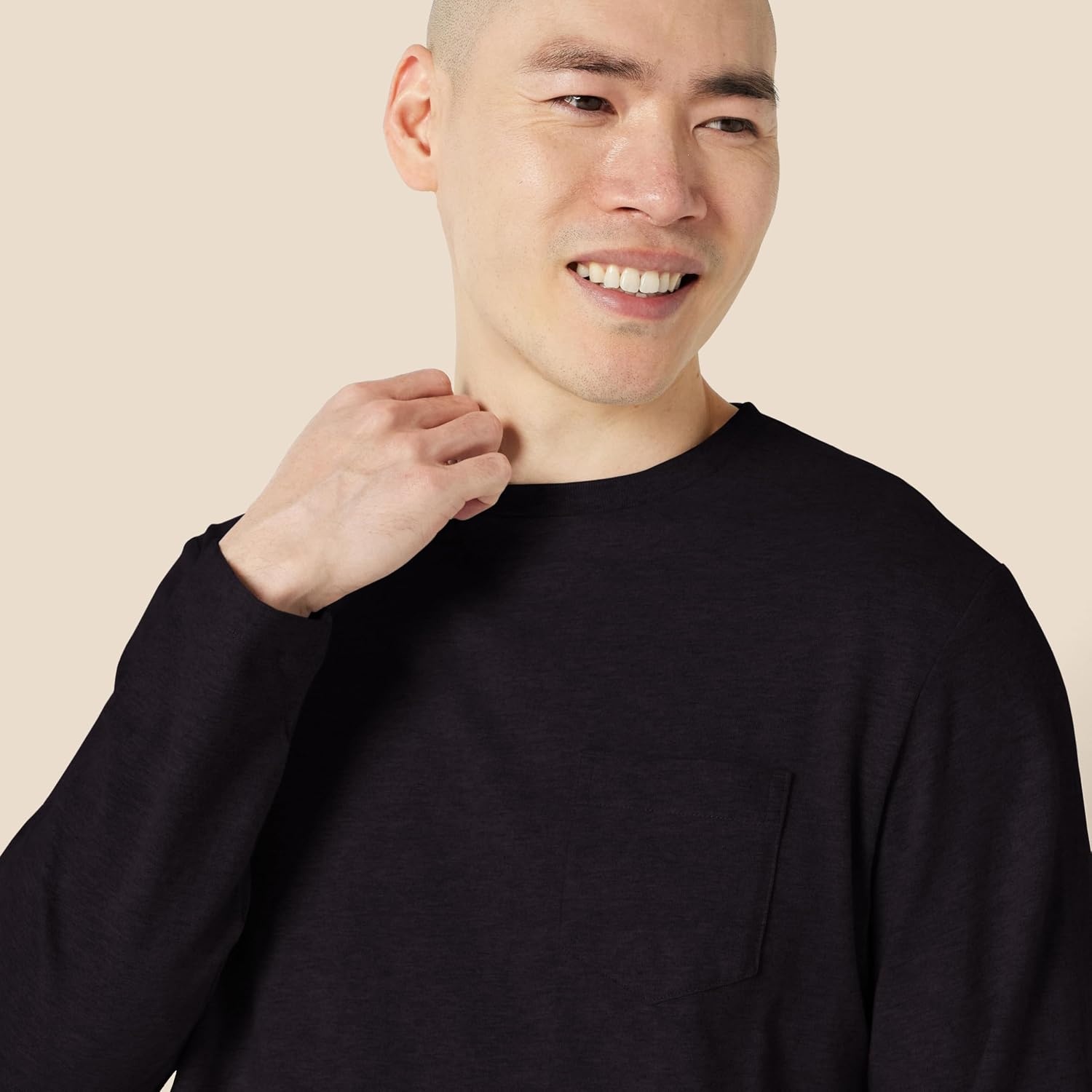 image:imageAmazon Essentials Mens RegularFit Crewneck LongSleeve TShirt Casual Cotton JerseyBlack