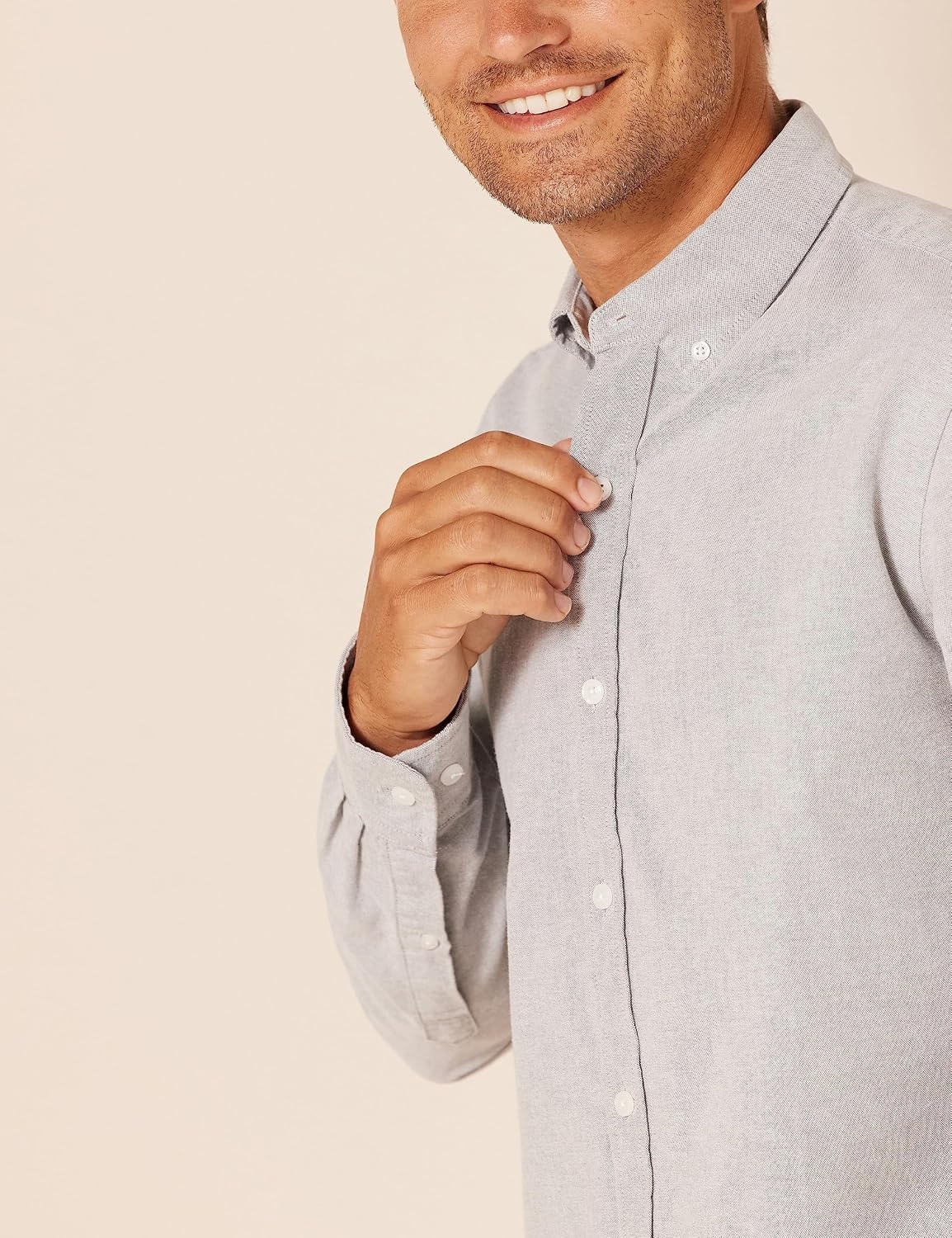 image:imageAmazon Essentials Mens RegularFit Long Sleeve Oxford Shirt 100 CottonGrey