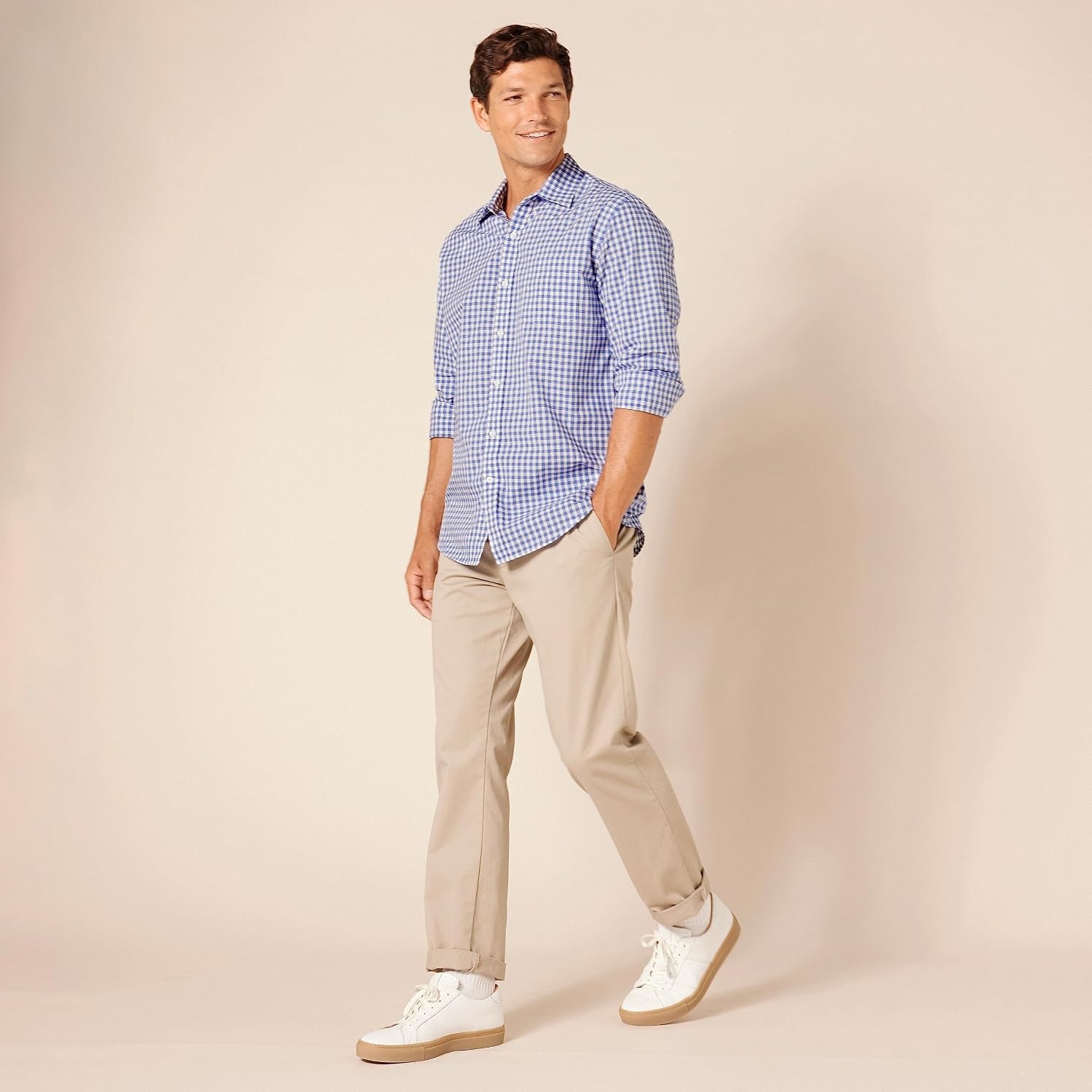 image:imageAmazon Essentials Mens RegularFit LongSleeve Casual Poplin Shirt Button Front Business Casual CollaredBlue Checks