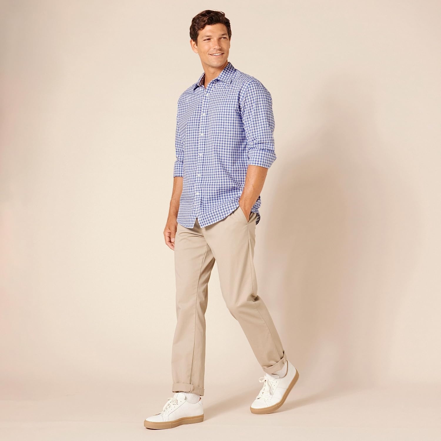 image:imageAmazon Essentials Mens RegularFit LongSleeve Casual Poplin Shirt Button Front Business Casual CollaredBlue Checks