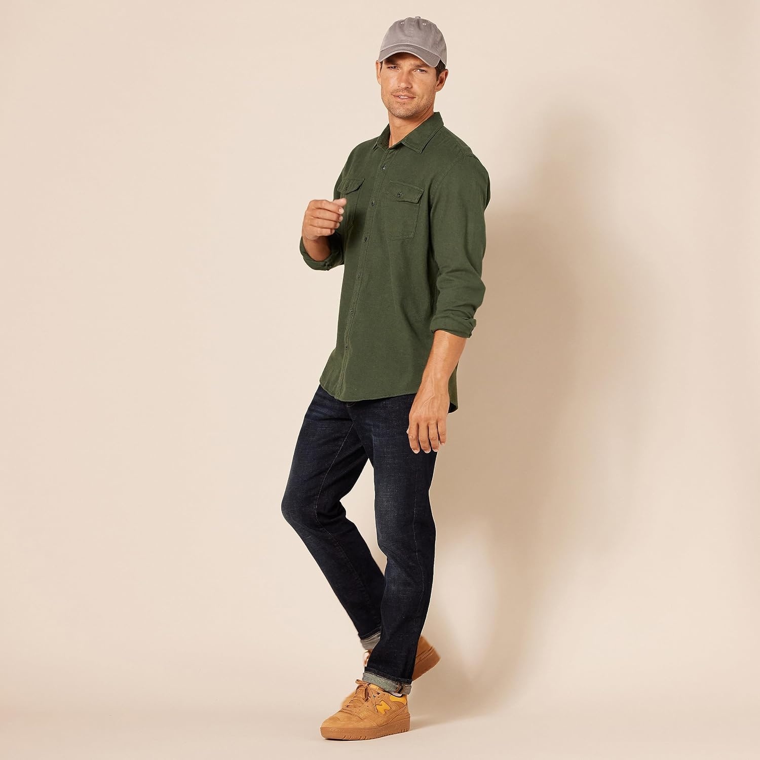 image:imageAmazon Essentials Mens RegularFit LongSleeve Flannel Shirt ButtonUp Cotton Twill Double Chest PocketsOlive Heather