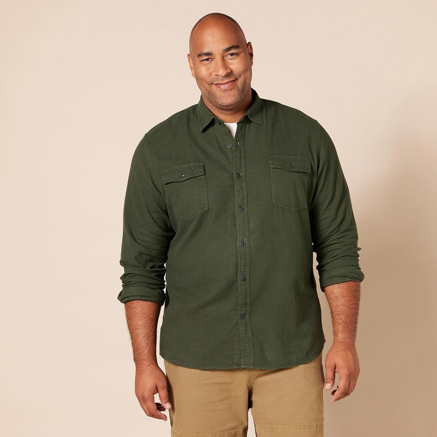 image:imageAmazon Essentials Mens RegularFit LongSleeve Flannel Shirt ButtonUp Cotton Twill Double Chest PocketsOlive Heather
