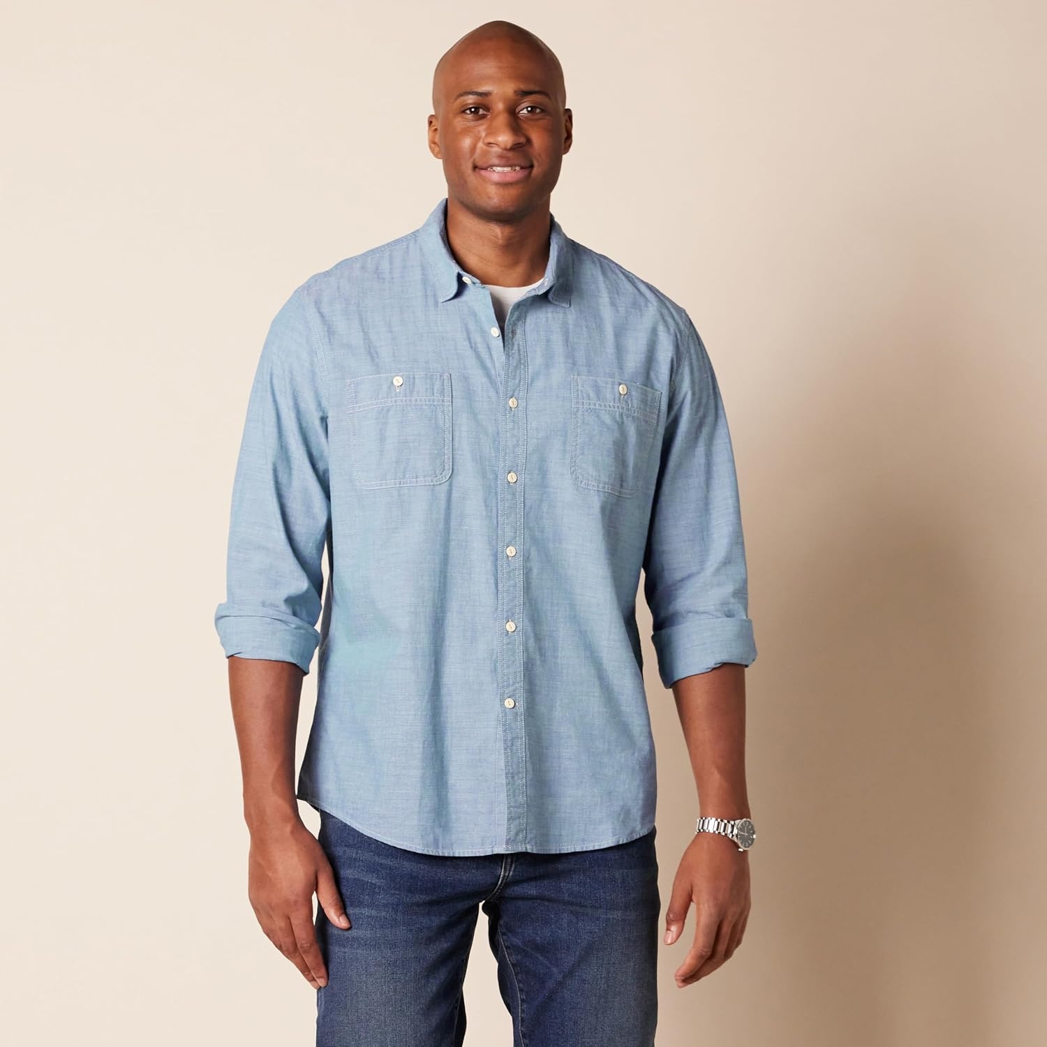 image:imageAmazon Essentials Mens RegularFit LongSleeve Lightweight Cotton Chambray Shirt with PocketsBlue