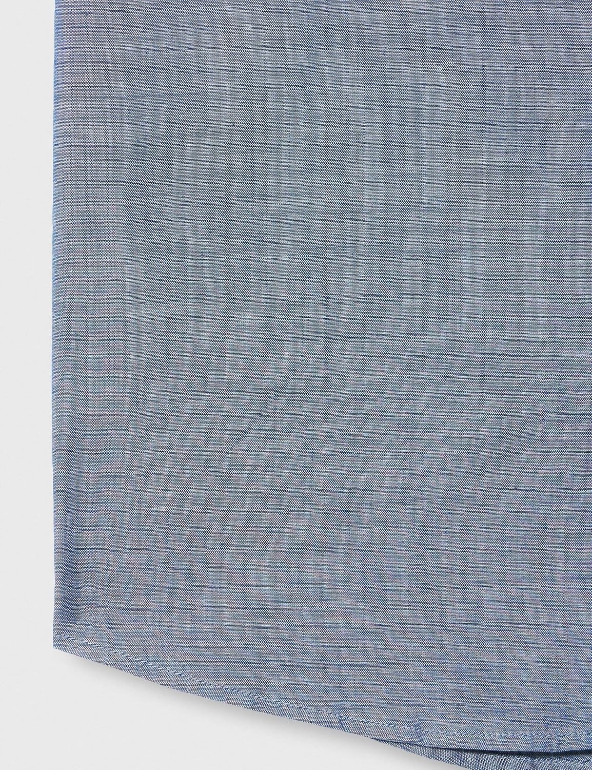 image:imageAmazon Essentials Mens RegularFit ShortSleeve ButtonDown Chambray ShirtBlue