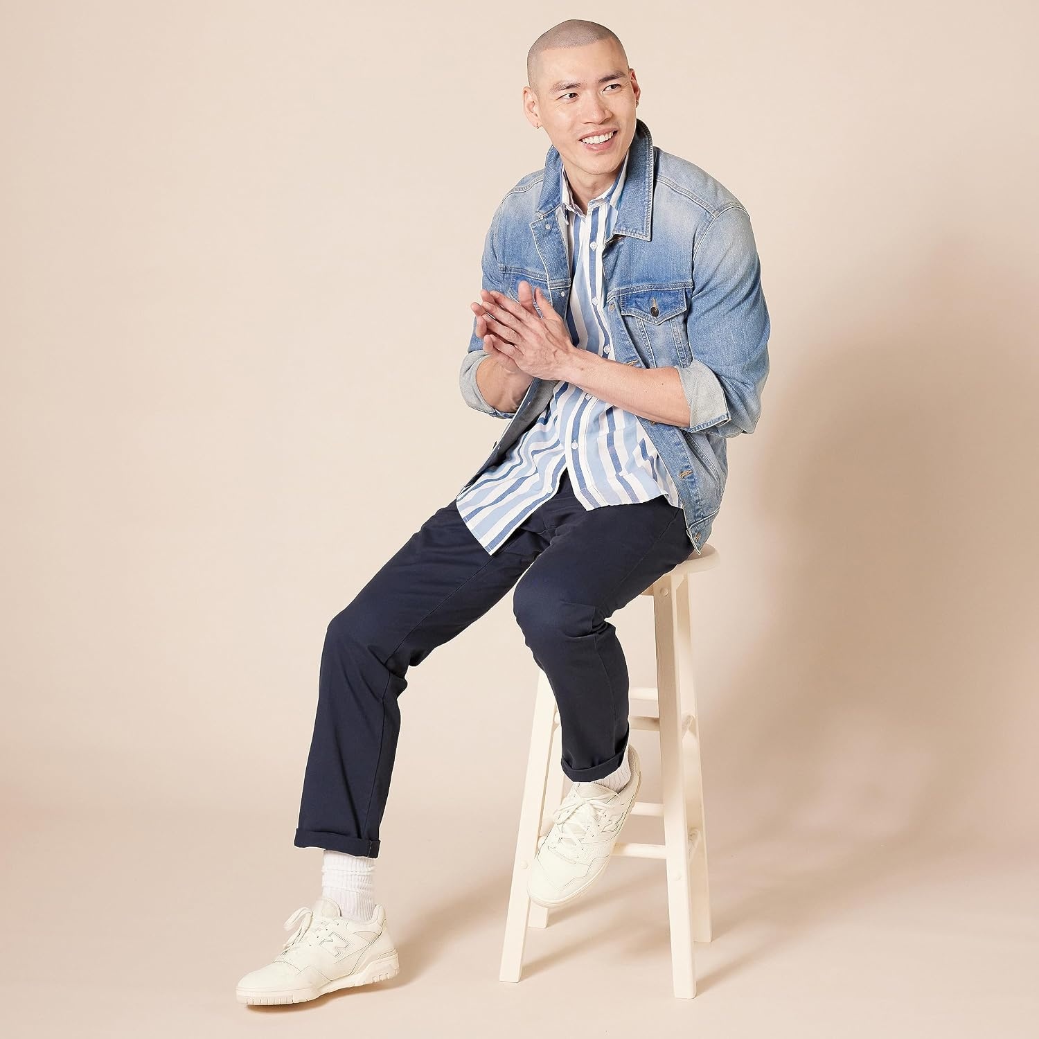 image:imageAmazon Essentials Mens RegularFit ShortSleeve Poplin Shirt Collared WashedBlueWhite Stripe
