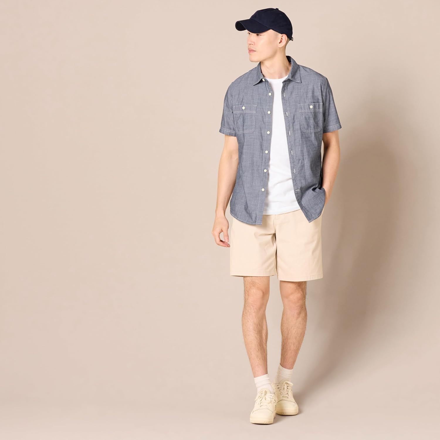 image:imageAmazon Essentials Mens RegularFit ShortSleeve Poplin Shirt Collared WashedGrey