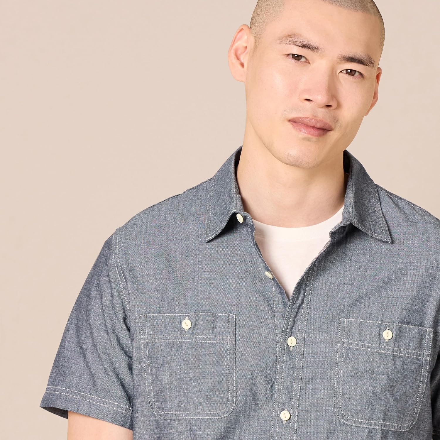 image:imageAmazon Essentials Mens RegularFit ShortSleeve Poplin Shirt Collared WashedGrey