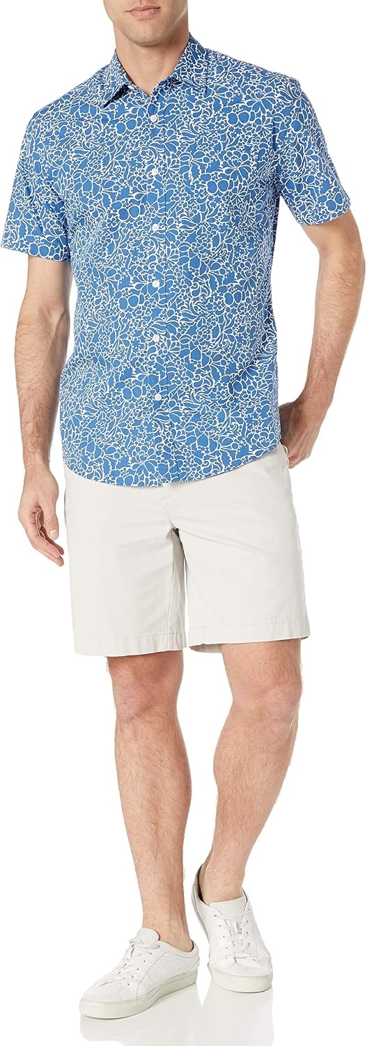 image:imageAmazon Essentials Mens RegularFit ShortSleeve Poplin Shirt Collared WashedNavy Floral