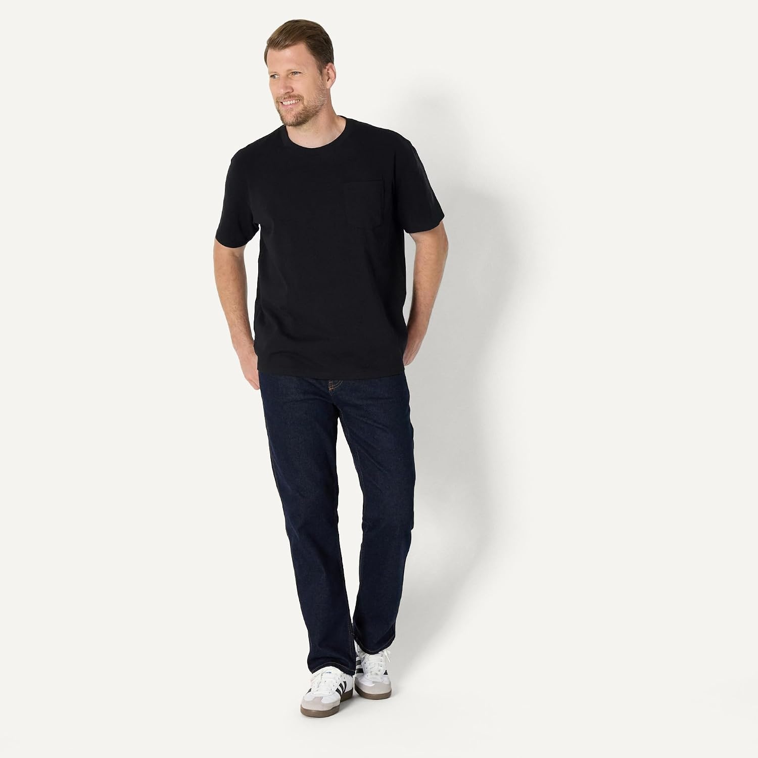 image:imageAmazon Essentials Mens RelaxedFit Heavyweight Cotton Pocket TShirtBlack