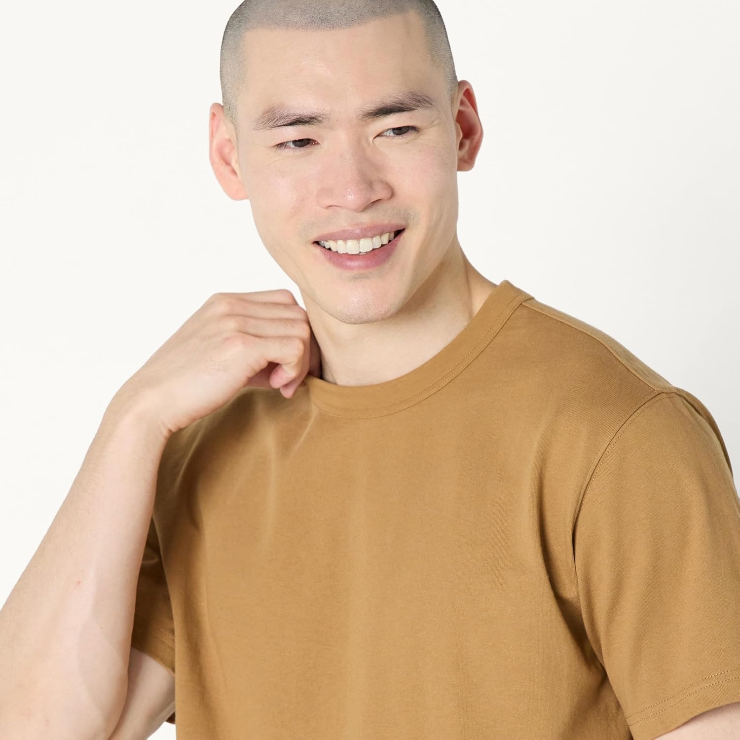 image:imageAmazon Essentials Mens RelaxedFit Heavyweight Cotton Pocket TShirtDark Tan