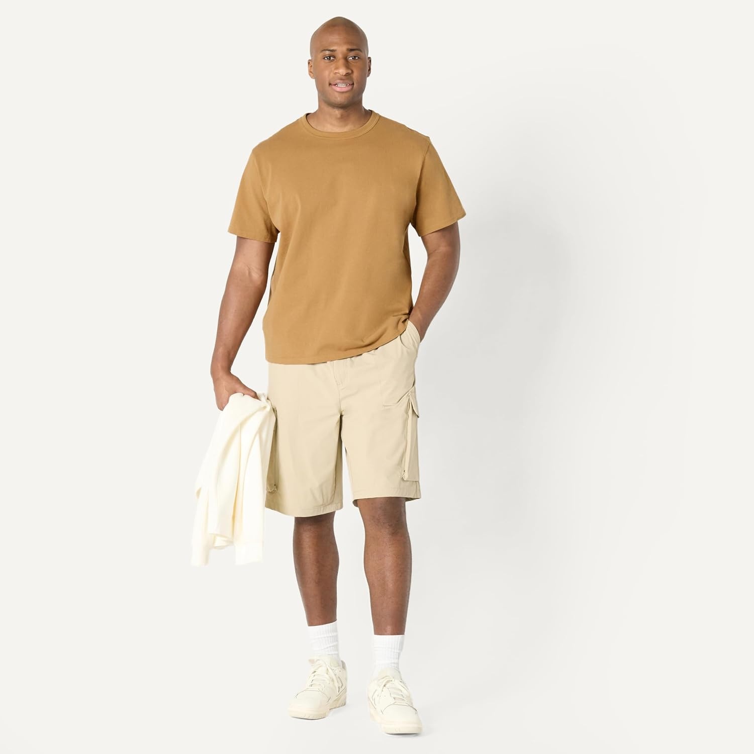 image:imageAmazon Essentials Mens RelaxedFit Heavyweight Cotton Pocket TShirtDark Tan