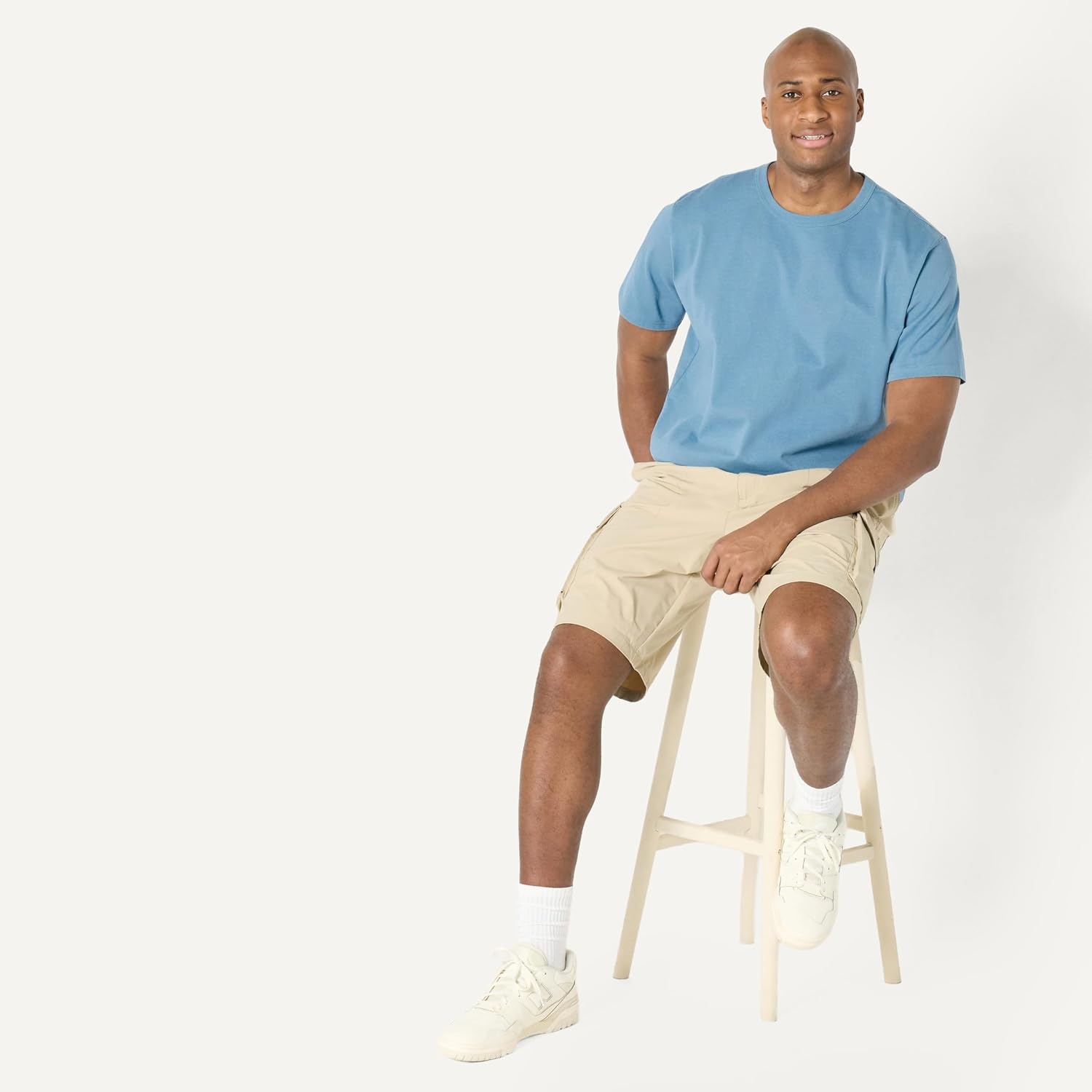 image:imageAmazon Essentials Mens RelaxedFit Heavyweight Cotton Pocket TShirtDusty Blue