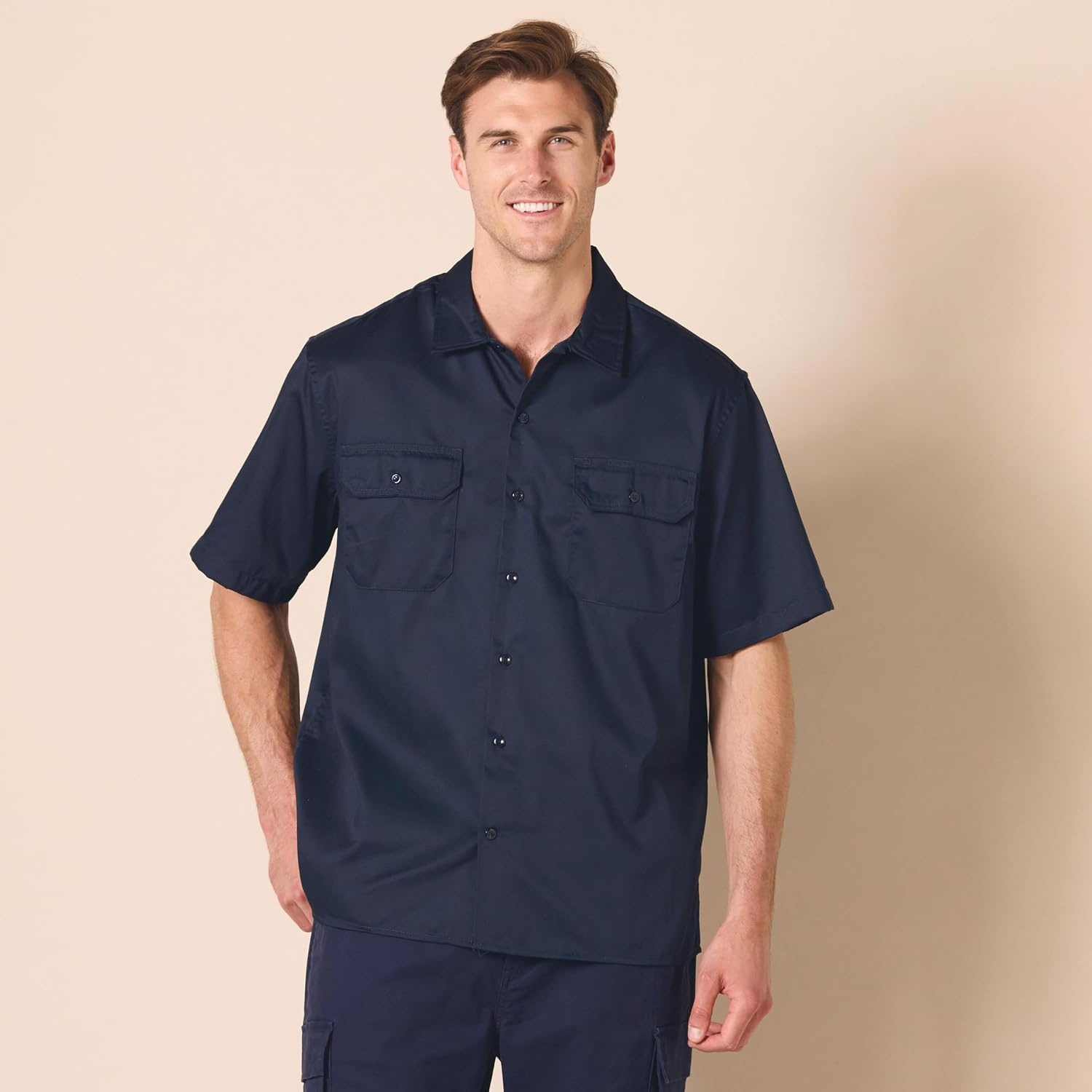image:imageAmazon Essentials Mens RelaxedFit Stain and WrinkleResistant ShortSleeve Work ShirtsDark Navy