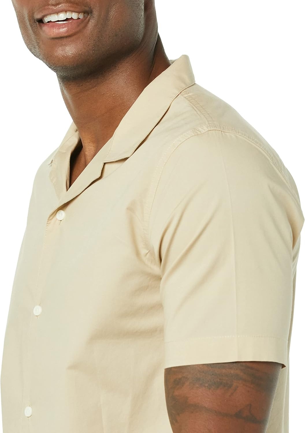 image:imageAmazon Essentials Mens Vacation Cotton ButtonDown Short Sleeve Resort ShirtKhaki Brown