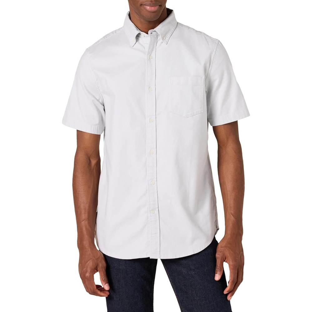 image:imageAmazon Essentials Mens RegularFit Short Sleeve Stretch Oxford Shirt with PocketLight Grey