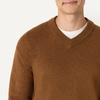 Amazon Essentials Men’s Regular-Fit Cotton Blend V-Neck Sweater(Caramel Heather)