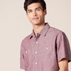 Amazon Essentials Men’s Regular-Fit Short-Sleeve Button-Down Chambray Shirt(Burgundy)