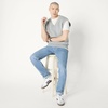 Amazon Essentials Men’s Relaxed-Fit V-Neck Sweater Vest, Pullover(Medium Grey Heather)