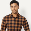 Amazon Essentials Men’s Slim-Fit Flannel Long-Sleeve Shirt, Two-Pocket, Plaid(Black Toffee Brown Buffalo Check)