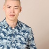 Amazon Essentials Men’s Slim-Fit Men’s Short Sleeve Collared Button Down Shirt(Navy Palm Leaf)