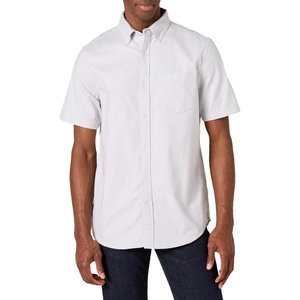 Amazon Essentials Men’s Regular-Fit Short Sleeve Stretch Oxford Shirt with Pocket(Light Grey)