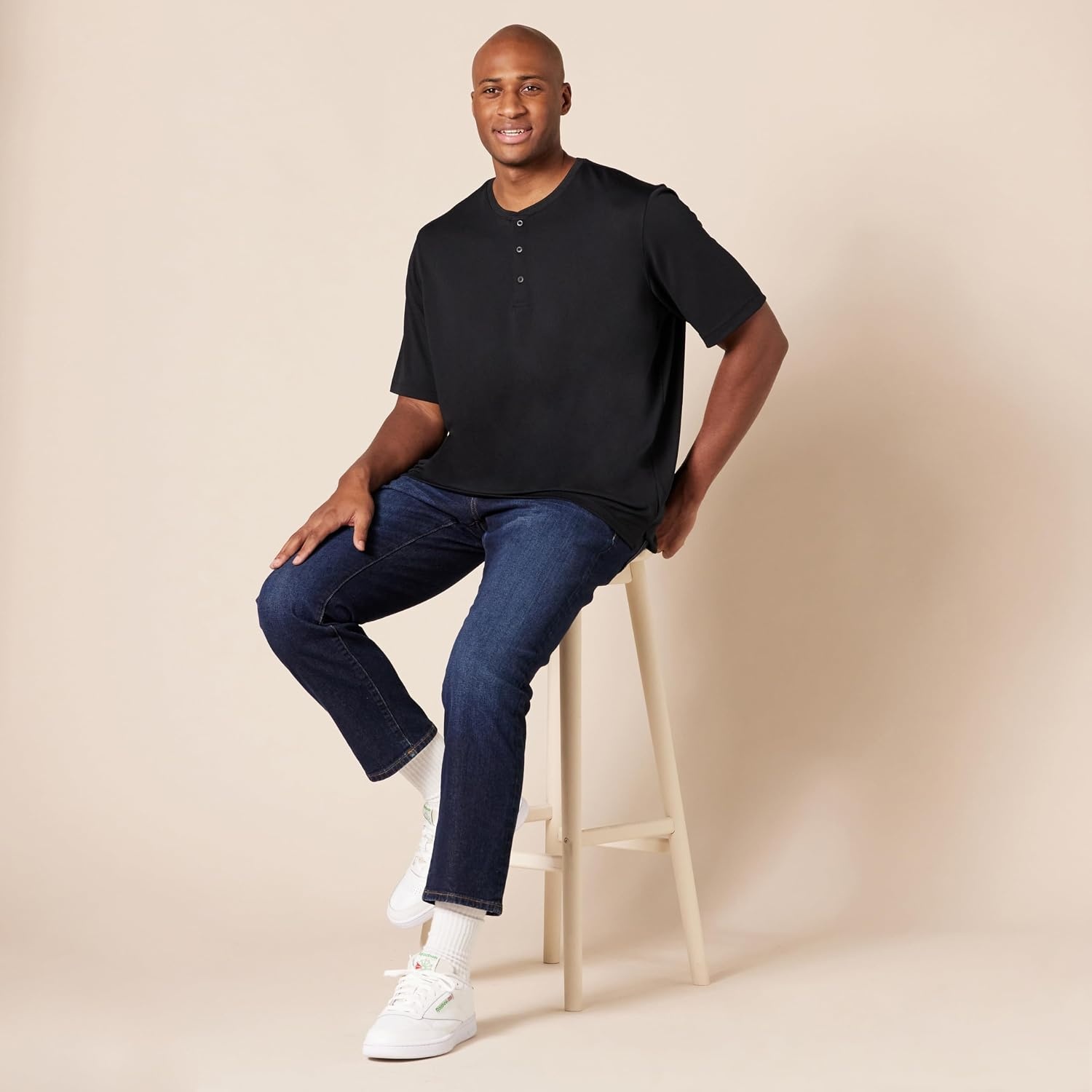 image:imageAmazon Essentials Henley Shirts for Men Short Sleeve QuickDry Jersey RegularFit 2PackBlack