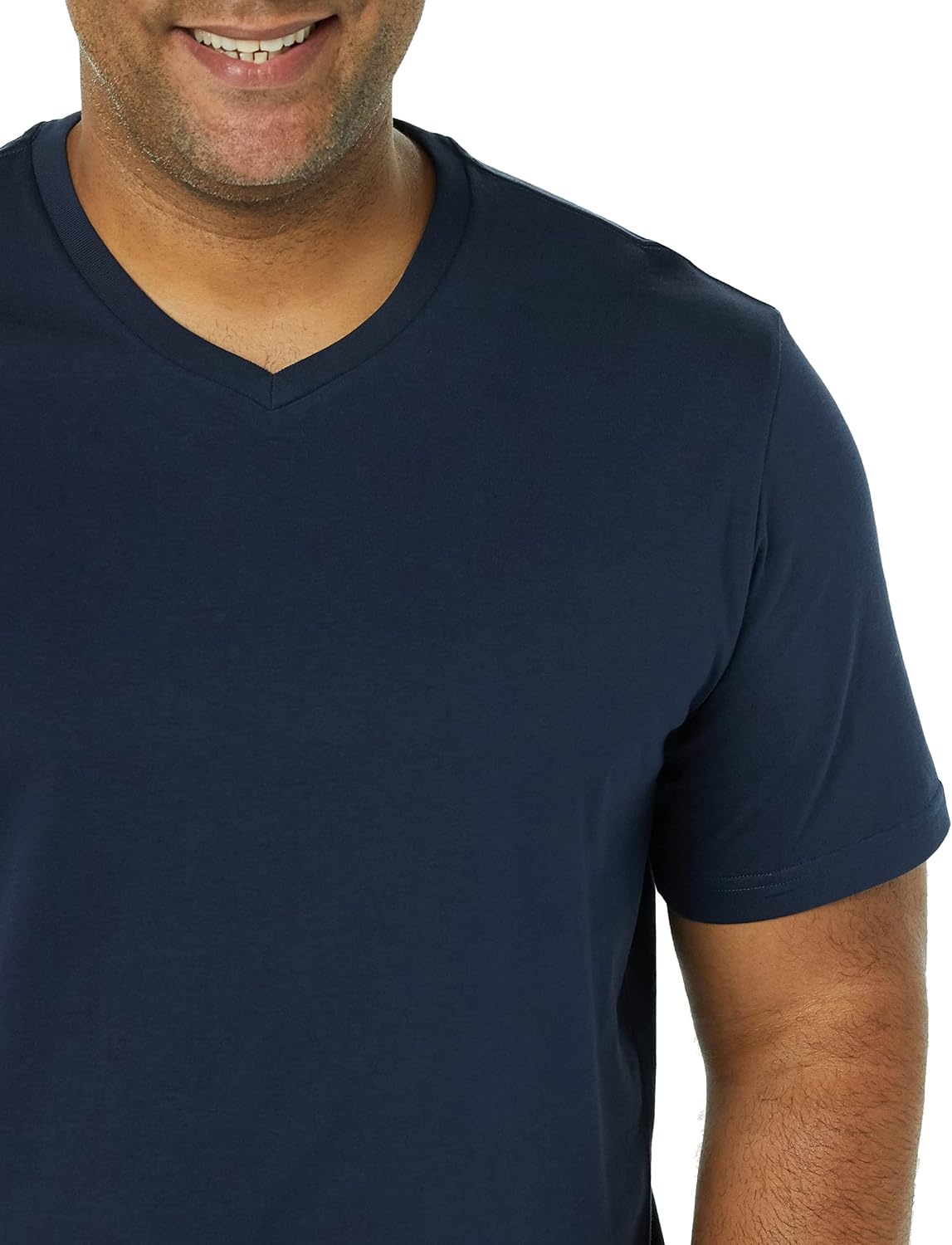 image:imageAmazon Essentials Mens Cotton ShortSleeve VNeck TShirts Pack of 2NavyGreen
