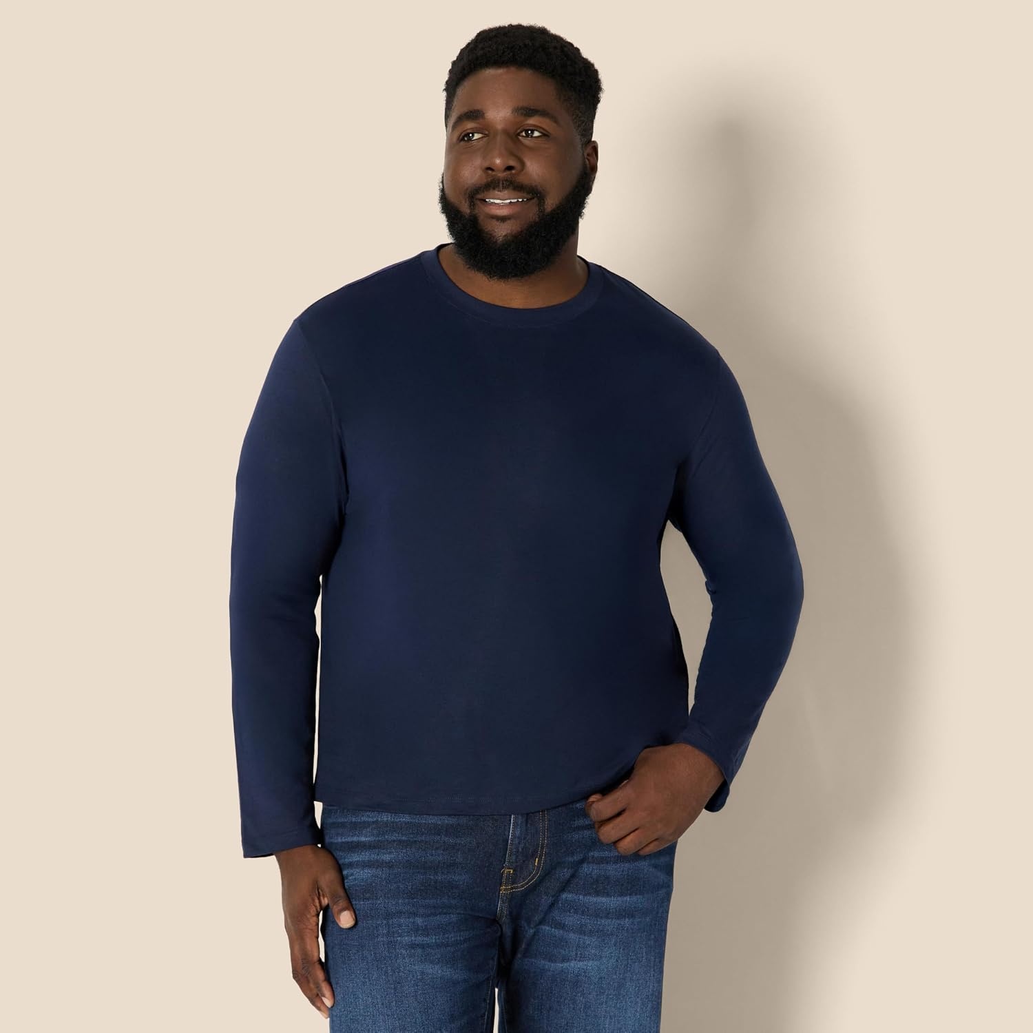 image:imageAmazon Essentials Mens Relaxed Fit Long Sleeve TShirtNavy