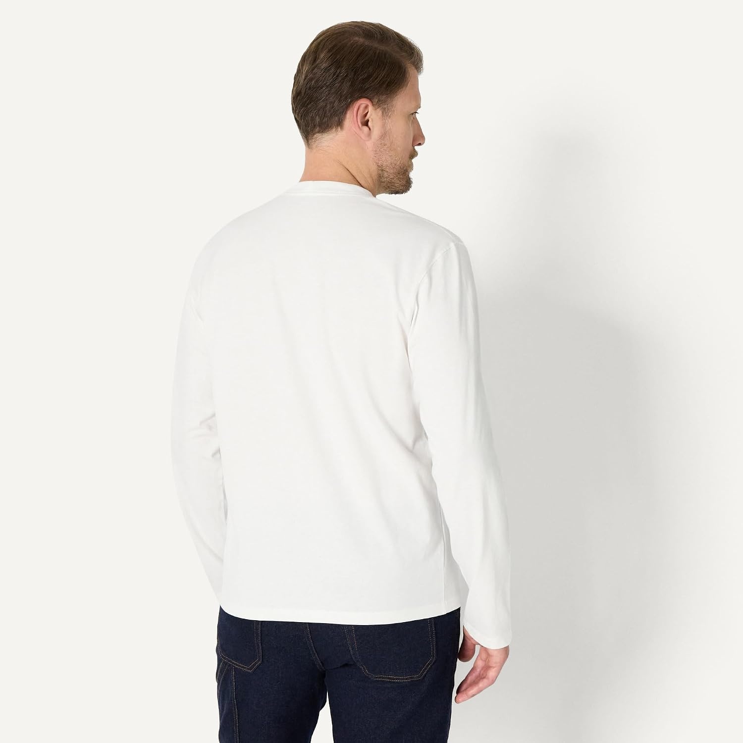 image:imageAmazon Essentials Mens Relaxed Fit Long Sleeve TShirtWhite