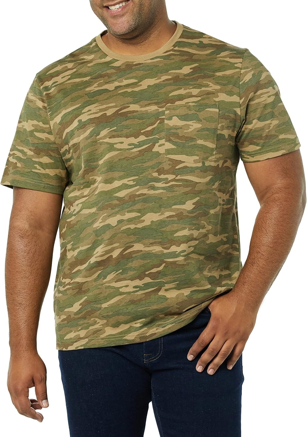 image:imageAmazon Essentials Mens ShortSleeve Crewneck Pocket TShirtsBlack Camo Print