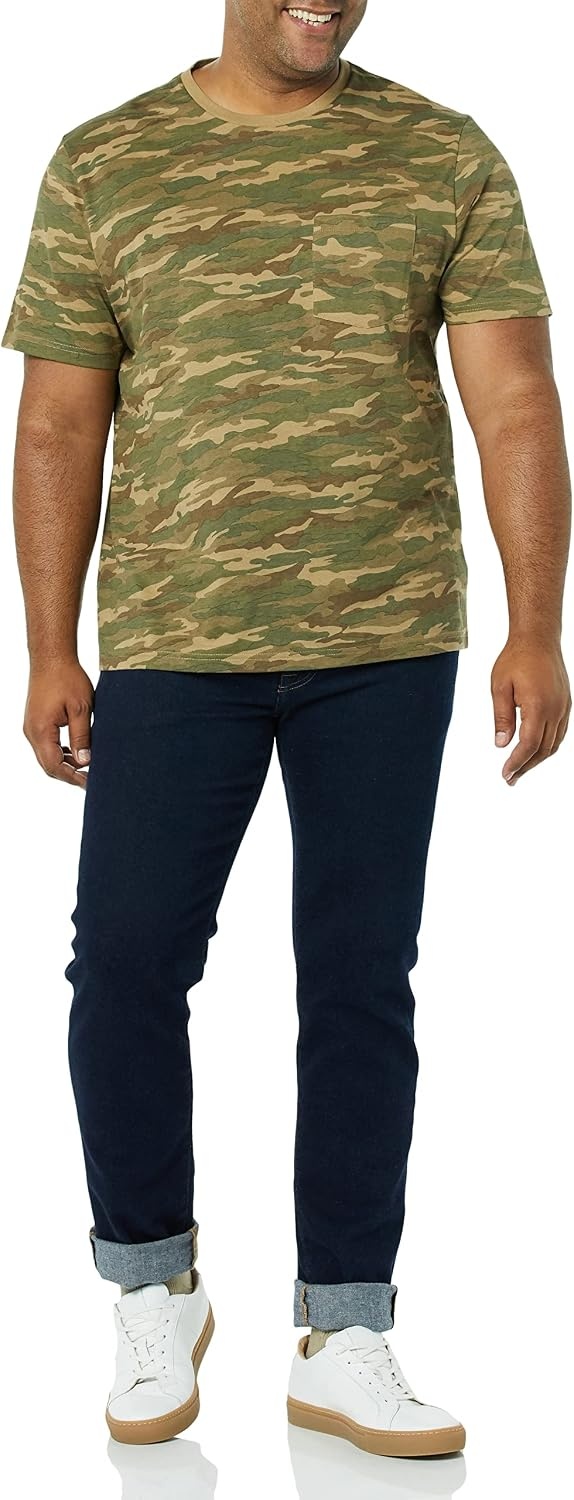 image:imageAmazon Essentials Mens ShortSleeve Crewneck Pocket TShirtsBlack Camo Print